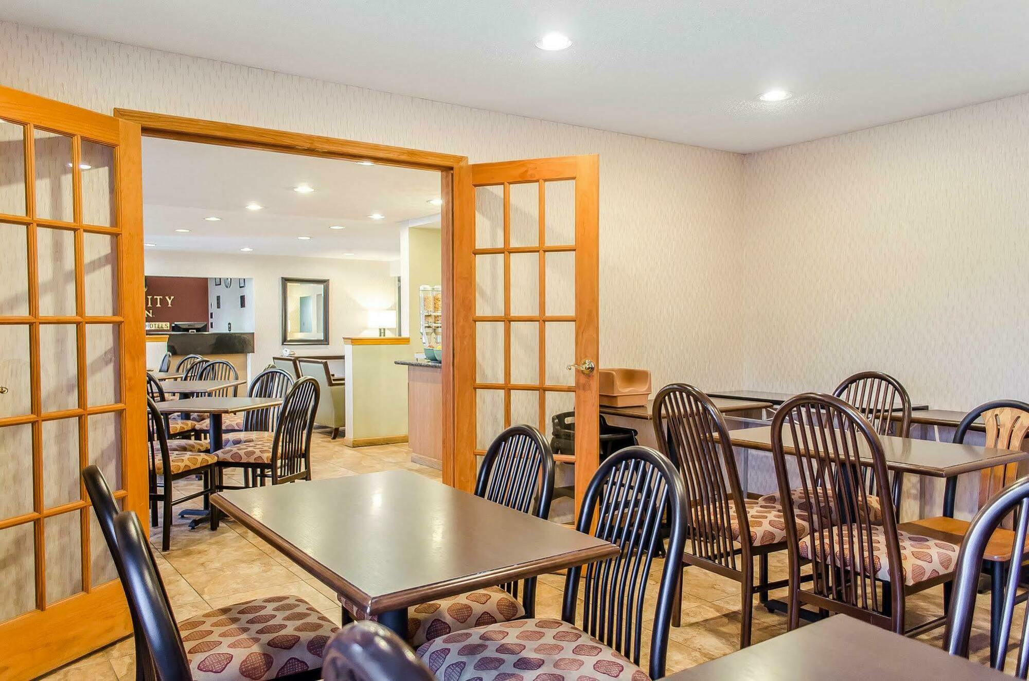 Quality Inn Harrisburg - Hershey Area Kültér fotó